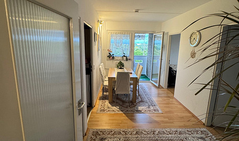 renovated, bright & well-divided 3.5 room apartment