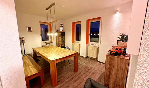 Welcome to your family-friendly 4-room apartment