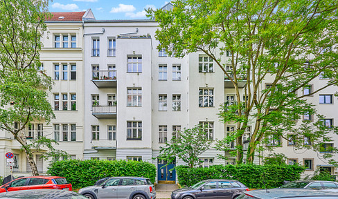 Free of commission, 130sqm apartment in Berlin- Schöneberg