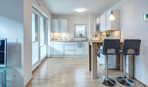 Fully furnished central, quiet first floor apartment with terrace directly at Allach S-Bahn station