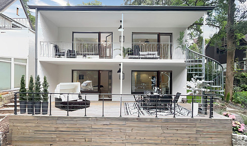 Fantastic detached house, freshly renovated and ready to move into