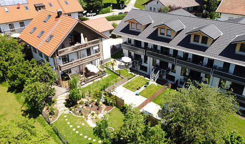 Kurz vor den Bergen -- Maisonette-Wohnung mit eigenem Hauseingang