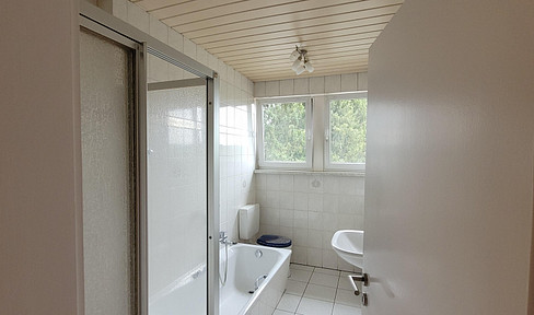Attraktive 4-Zimmer-Küche-Bad-Wohnung