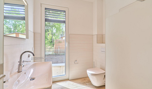Exclusive first floor apartment with upscale interior design