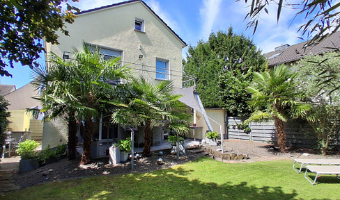 Exceptional! Palm oasis with detached house and large garden in Langenfeld