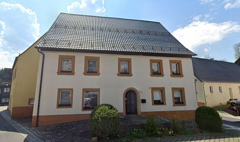 GIANT OPPORTUNITY! near Hollfeld: 2+family house | BUY / RENT!