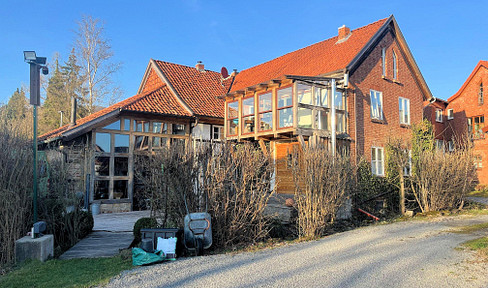 Pearl in the Deister! Organic house + pond property with building plot + renovated farmhouse farm