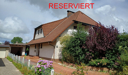 **Reserved, inquiry stop** semi-detached house with basement for sale in Kremperheide