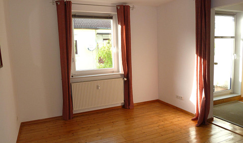 Charming 3-room apartment ready to move into in a quiet, central location - Bremen, Neustadt - by PRIVAT