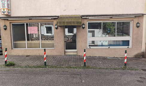 Versatile store for rent in the town center of 75228 Ispringen