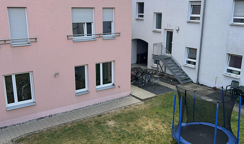 1 -Zimmer Apartment mit großem Kfz Stellplatz