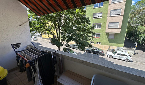 Bezugsfrei: 3-Zi. nahe Hölderlinplatz in der Rosenbergstraße mit Balkon