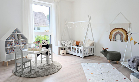 Refurbished space miracle: 4 bedrooms - commission-free