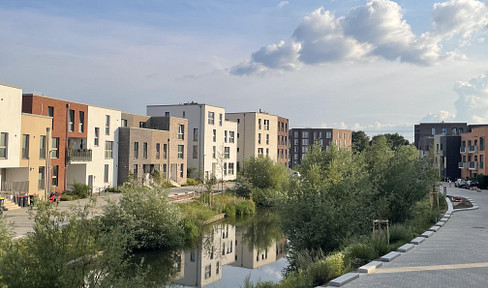 Modernes Stadthaus in der Jenfelder Au – familienfreundlich mit Wasserblick und Dachterasse
