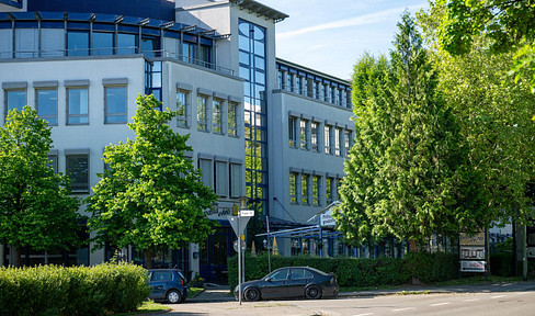 Penthouse flair - Stylish office/practice unit in Augsburg-Göggingen (commission-free)