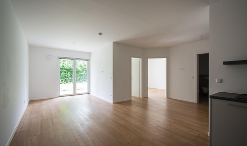 Living in a new build - threshold-free first floor apartment with terrace and garden
