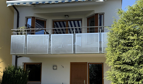 Large terraced house with garage