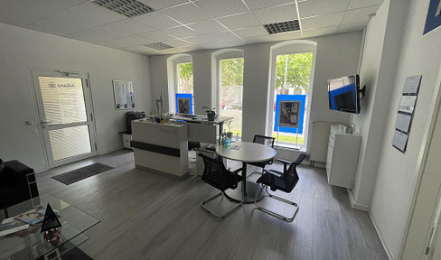 Store | previously insurance agency | near Malzquartier and senior center | 79 sqm