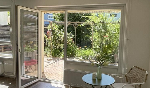 Modernized mid-terrace house in a sought-after location (reserved)