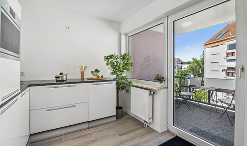 Ready-to-occupy & bright apartment with underground parking space *** commission-free ***