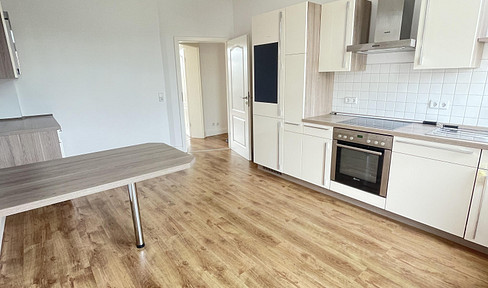 tolle & moderne 2 Zimmer Whg in Buckau mit EBK und Balkon