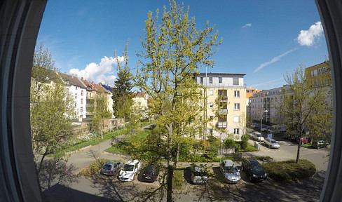 KA-South-East: Quiet 1-room apartment with kitchen and bathroom - ground floor, no commission, available September 1st, 2026.