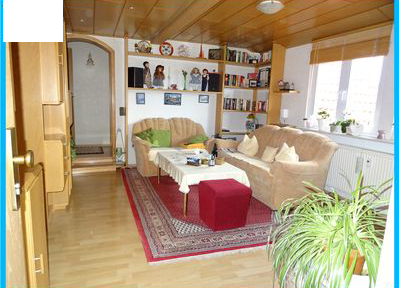 Friendly 3-room apartment for rent with carport, kitchen and cellar