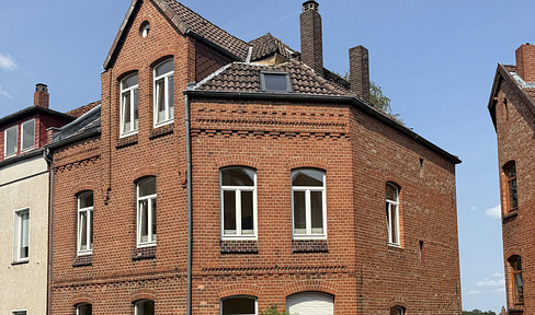 Core-renovated house for sale on the Moritzberg / Hildesheim.