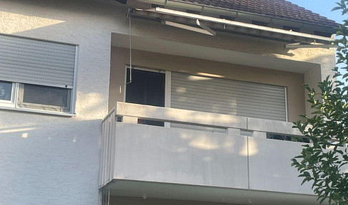 Pfuhl - 3,5 Zimmer-Wohnung, 75 m2 mit Balkon, Garage und Stellplatz