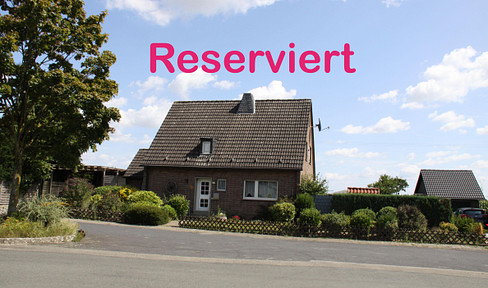 Alles was das Herz begehrt - Freistehendes Ein-/ Zweifamiliendomizil mit paradiesischem Garten