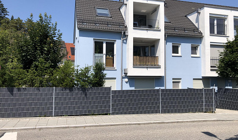 Spacious 2-room ground floor apartment with garden
