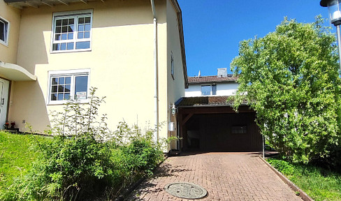 REH with double carport in Kassel Niederzwehren