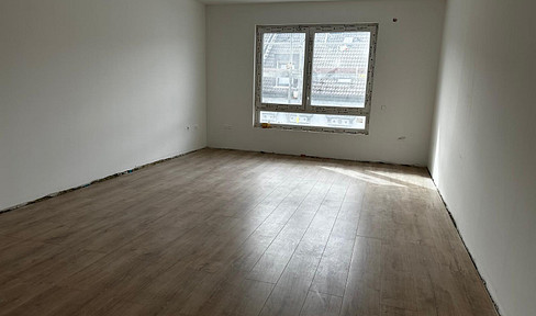 3,5 Zimmer-Neubau-Wohnung, Aufzug, Barrierefrei  mit günstigen Sonnen-Energie (A+)