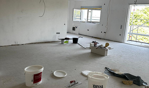 4 Zimmer-Wohnung mit Balkon, Barrierefrei und Aufzug, sowie mit günstigen Sonnen-Energie (A+)