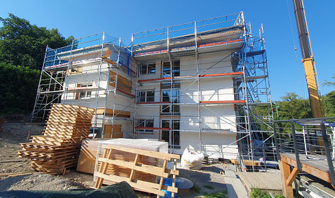 First occupancy in a new KfW 40 building: top modern 3.5 to 4.5-room apartments in owner-occupied standard
