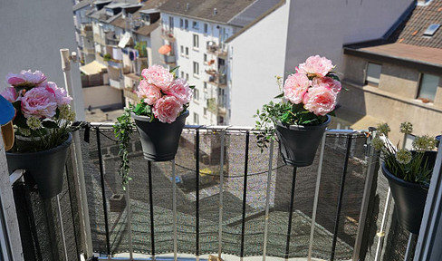 Beautiful 5 room apartment above the rooftops of Mannheim