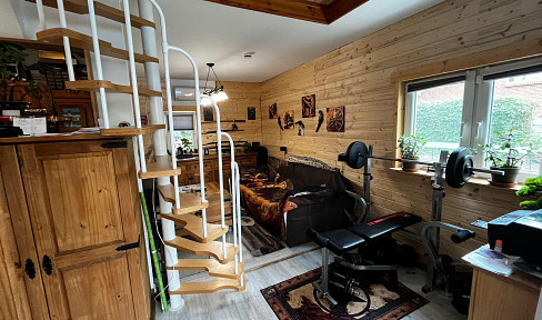 small house + land for rent for 2 years in Eichwalde