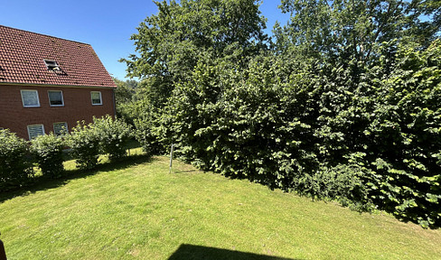Well-kept, sunny 2-room apartment with balcony for rent.