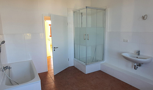 4 rooms, kitchen, bathroom - 120sqm close to the center