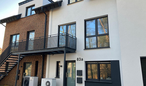 Ideal capital investment in the Gütersloh district: rented new-build apartment no. 3 on the ground floor, 2 rooms with 67.89 m²