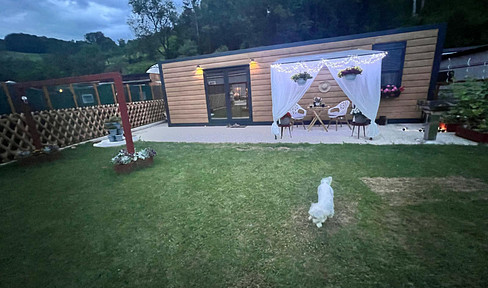 Mobile home with leasehold plot