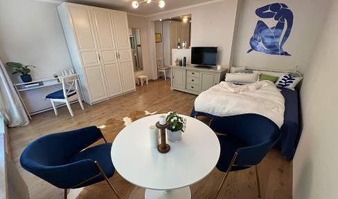 Exclusive 1-room apartment in top location Oberkassel - first occupancy, newly furnished & renovated