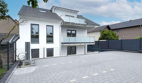 New building! First occupancy! 3 room apartment, KfW55 subsidized loan!