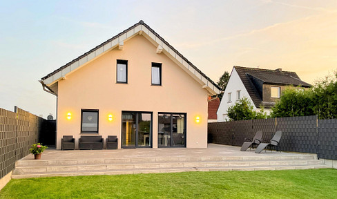 Modern new build 1-2 family house - energy label A - innovative building services