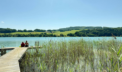 DREAMY - 2-room apartment with private bathing area directly on Lake Mattsee!