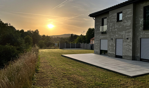 Modern detached house - commission-free