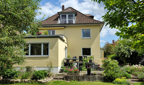 Fantastic garden apartment in a prime location