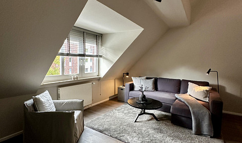 Exklusive möblierte 2 - Zimmer Wohnung über zwei Ebenen - von Privat!