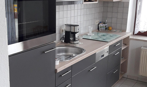 2 Zimmerwohnung mit Einbauküche, Tageslichtbad und Balkon