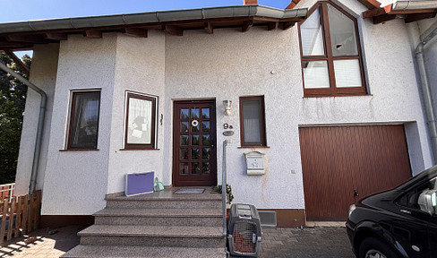 Schöne DHH in Feldrandlage (reserviert)